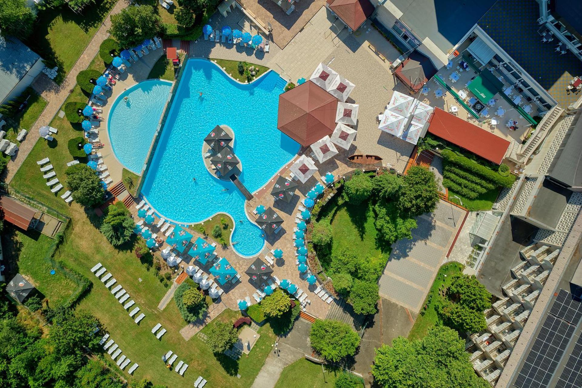 Augusta Spa Hotel Chisarja Exteriör bild